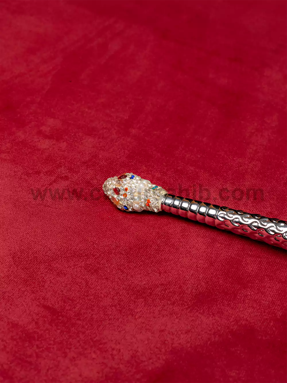 Royal & Premium Steel Polished Handle Stone Work Engraving Chaur Sahib With Original Yak Hair - Image 3